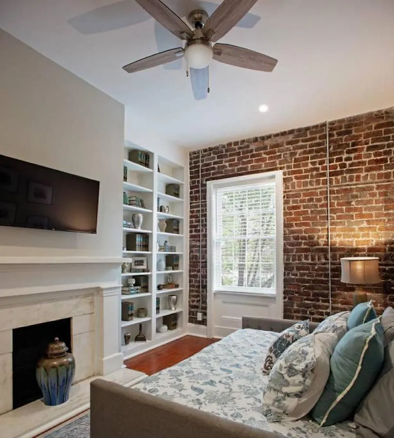 Sophisticated Historic Remodeled 9 Bedroom Home Savannah 0*,